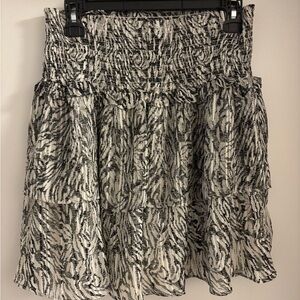 Walter Baker Black and White Zebra Print mini layered skirt M